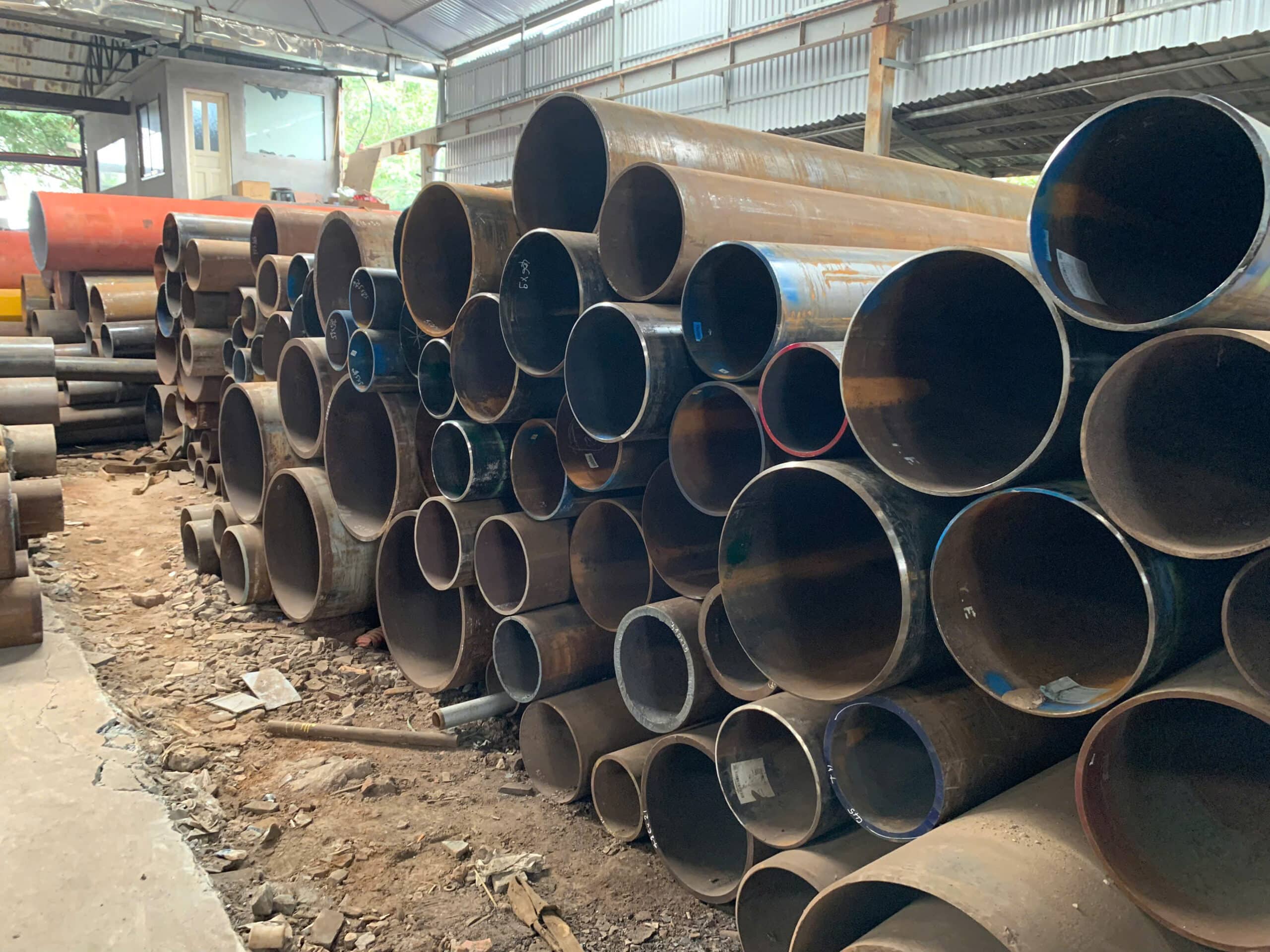 Ống thép hợp kim - thepthanghuong.com